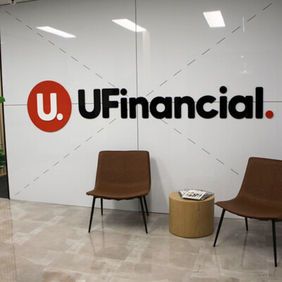 UFinancial waiting room