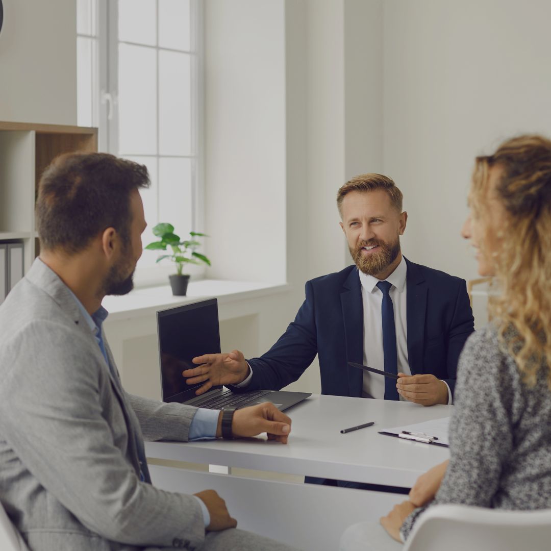 - UFINANCIAL Meeting with a mortgage broker