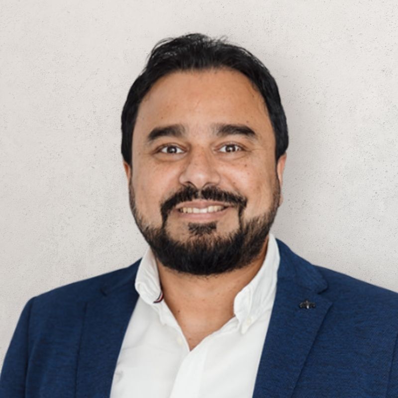 Fahim Rauf, Accountant