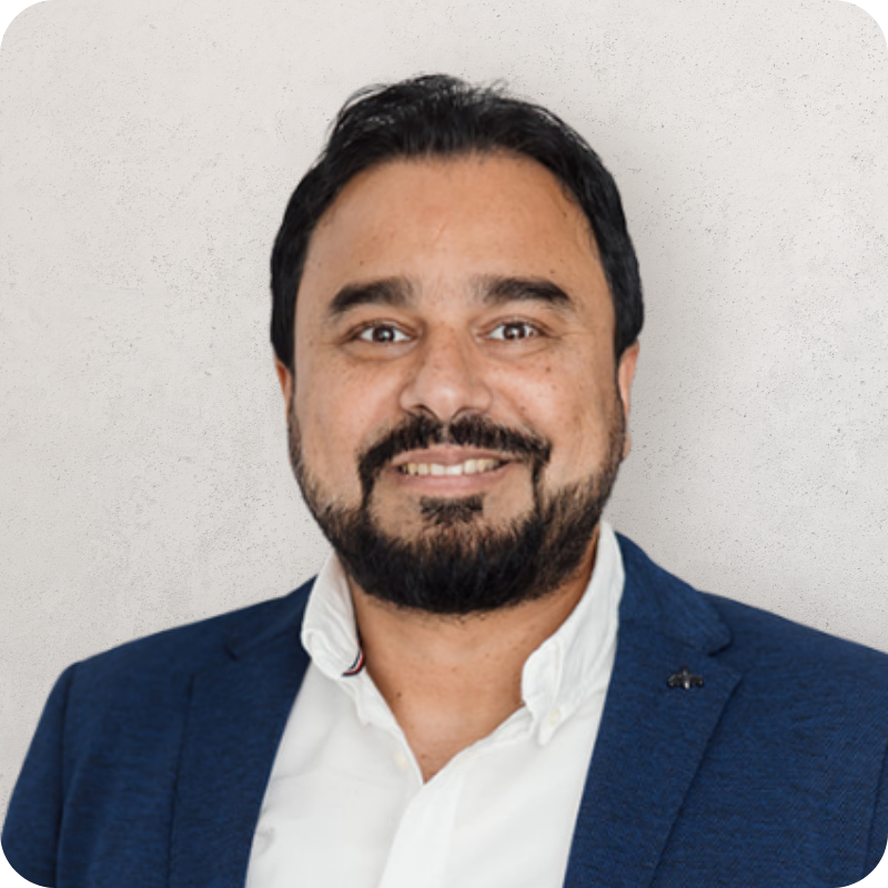 Fahim Rauf, Accountant