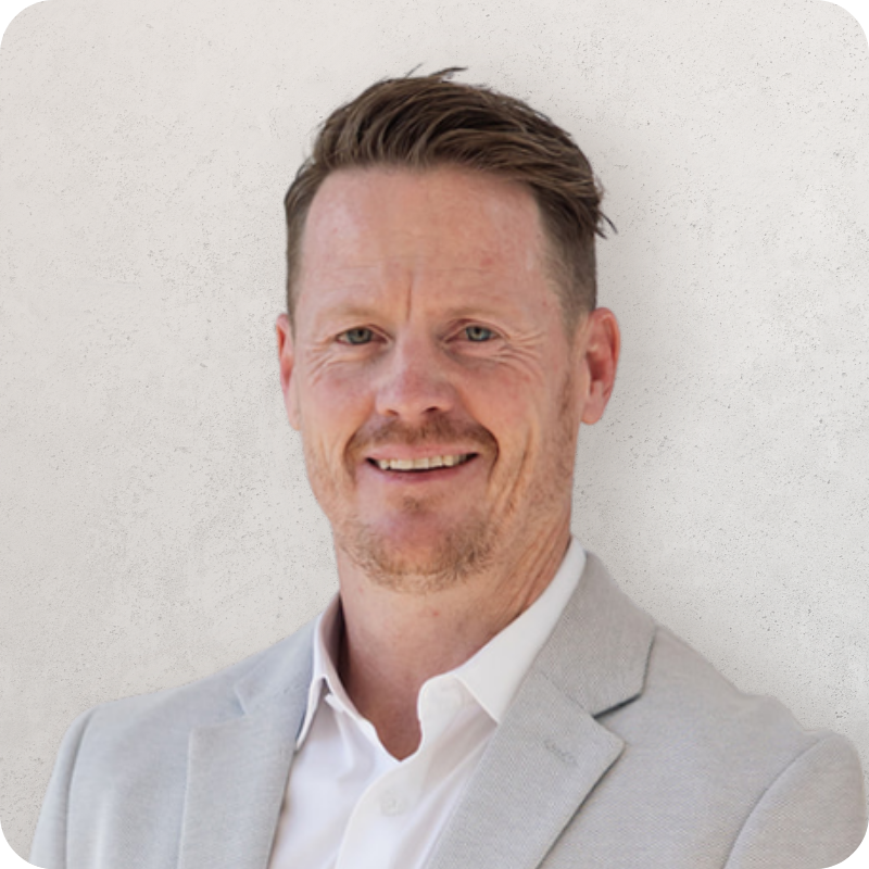 <strong>Leigh Deledio</strong>,<br> Director of Growth & Development