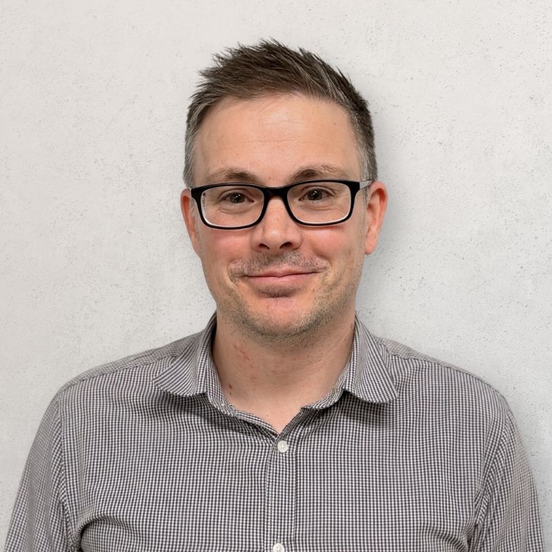 Craig Thompson, Accountant
